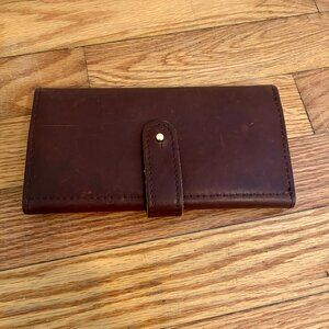Portland Leather Goods Women Trifold Leather Wallet